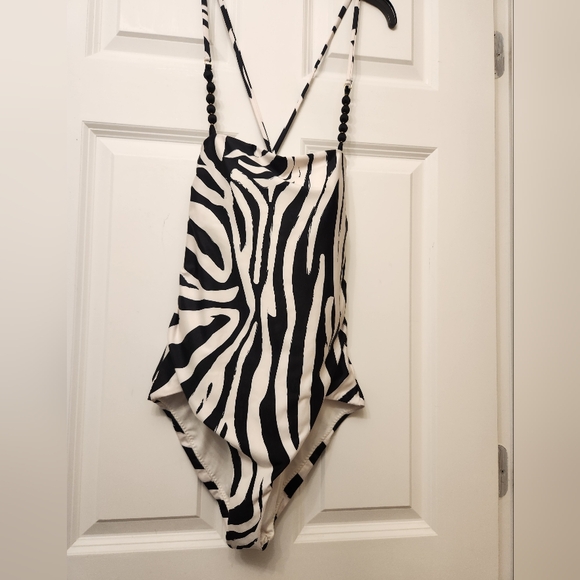 Milonga Zebra Over The Shoulder One Piece Swimsuit - Picture 3 of 11